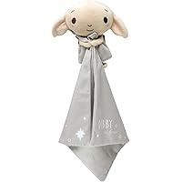 Te voy a describir una manta especialmente diseñada para recién nacidos que combina suavidad y un diseño encantador inspirado en el mundo mágico de Harry Potter. Imagina un edredón aterciopelado, de un gris suave y delicado, que al tacto es increíblemente acogedor y cálido, perfecto para envolver a un bebé con comodidad y cariño.

En la superficie de esta manta, encontrarás detalles encantadores que capturan la esencia del querido personaje Dobby, el elfo doméstico. Estos detalles están cuidadosamente bordados, mostrando un adorable diseño que incluye pequeñas estrellas, añadiendo un toque mágico y soñador. Es como si cada puntada contara una parte de la historia del mundo mágico, invitando al bebé